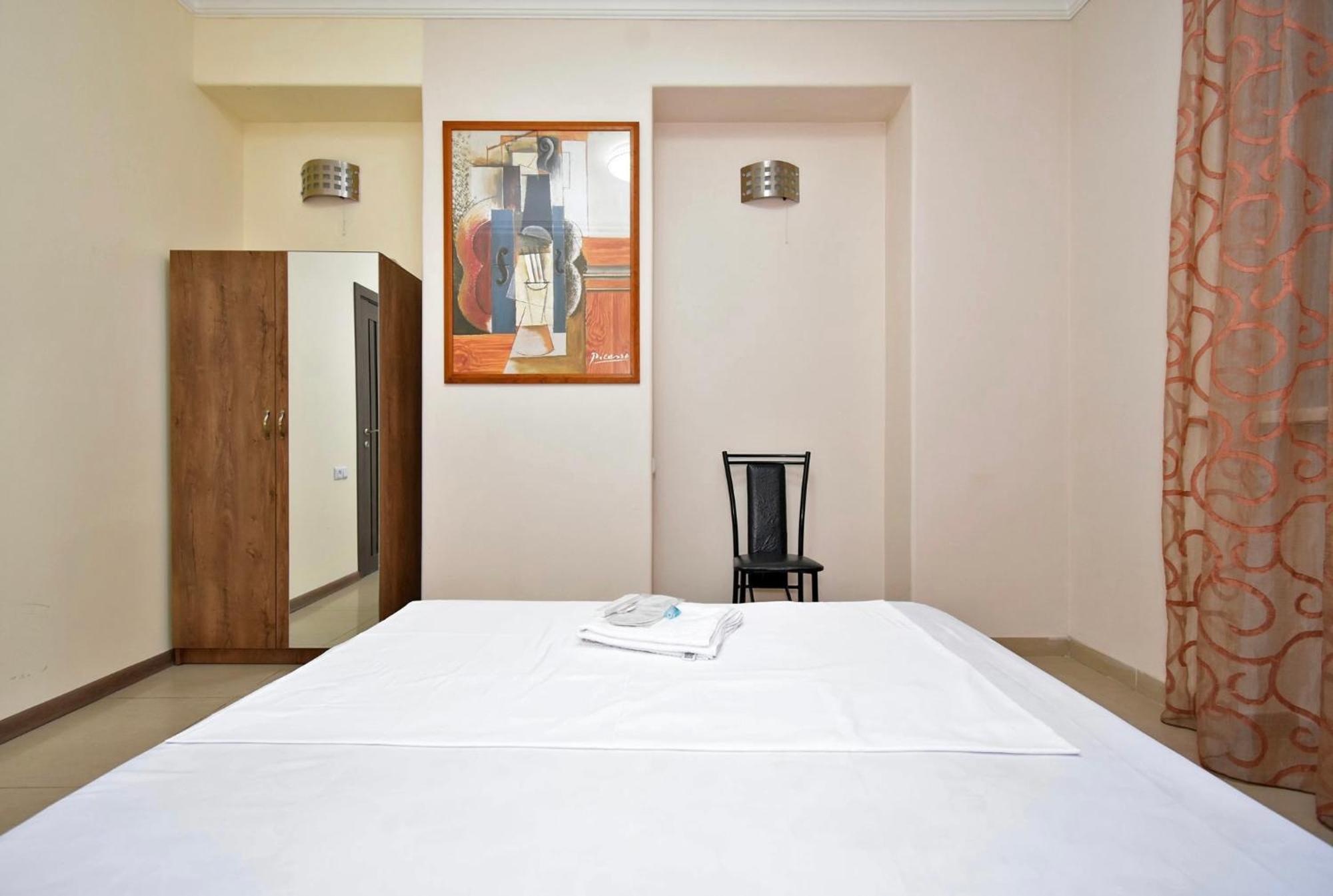 Hotel Costa Yerevan Luaran gambar